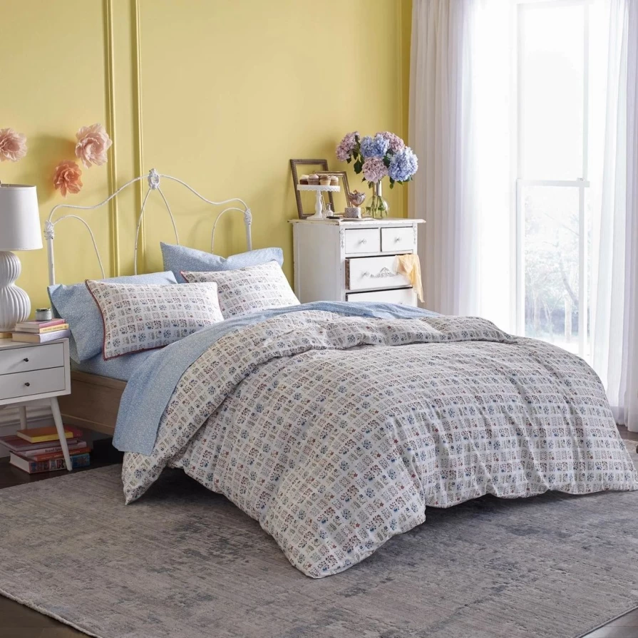 "Affordable Eloise Floral Comforter Set - Queen Size Bedding with Vibrant Bloom Design"