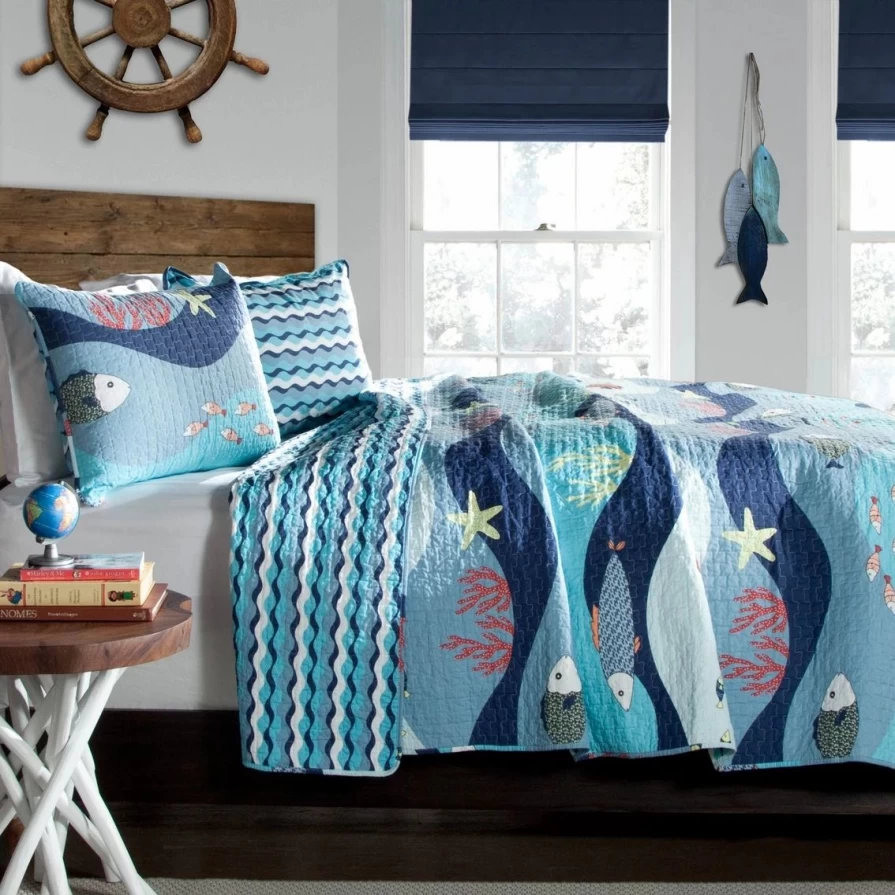 Luxury Sea Life Themed Quilt Set - Soft Bedding Comfort for Coastal Decor