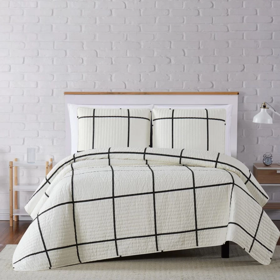Affordable Soft Windowpane Quilt Set - Cozy Bedding for Budget-Friendly Comfort
