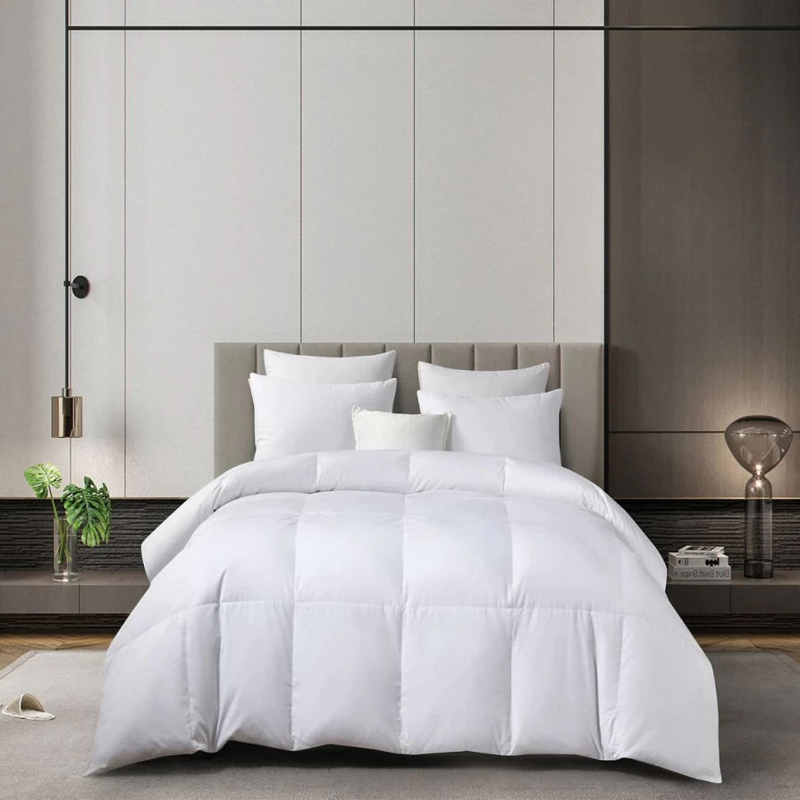 Premium 300-Thread-Count Sateen Cotton Lightweight Down Comforter - Warm & Breathable All-Season Bedding