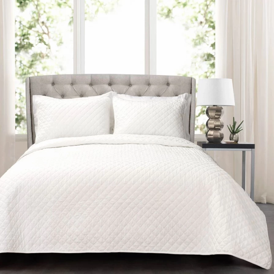 Luxury Ava Diamond Oversized 3-Piece Cotton Quilt Set - Soft Bedding Collection