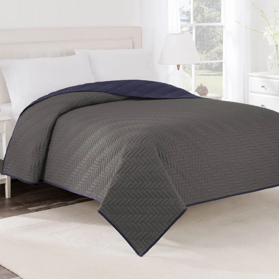Luxury Reversible Quilted Coverlet - Soft Bedspread for All-Season Comfort
