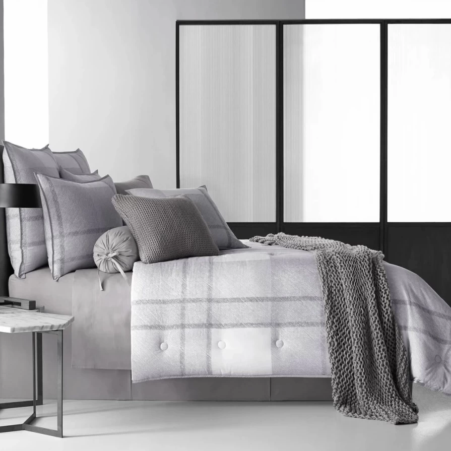 "Oliver Leighton Luxury Comforter Set - Premium Bedding Collection by Oscar Oliver"