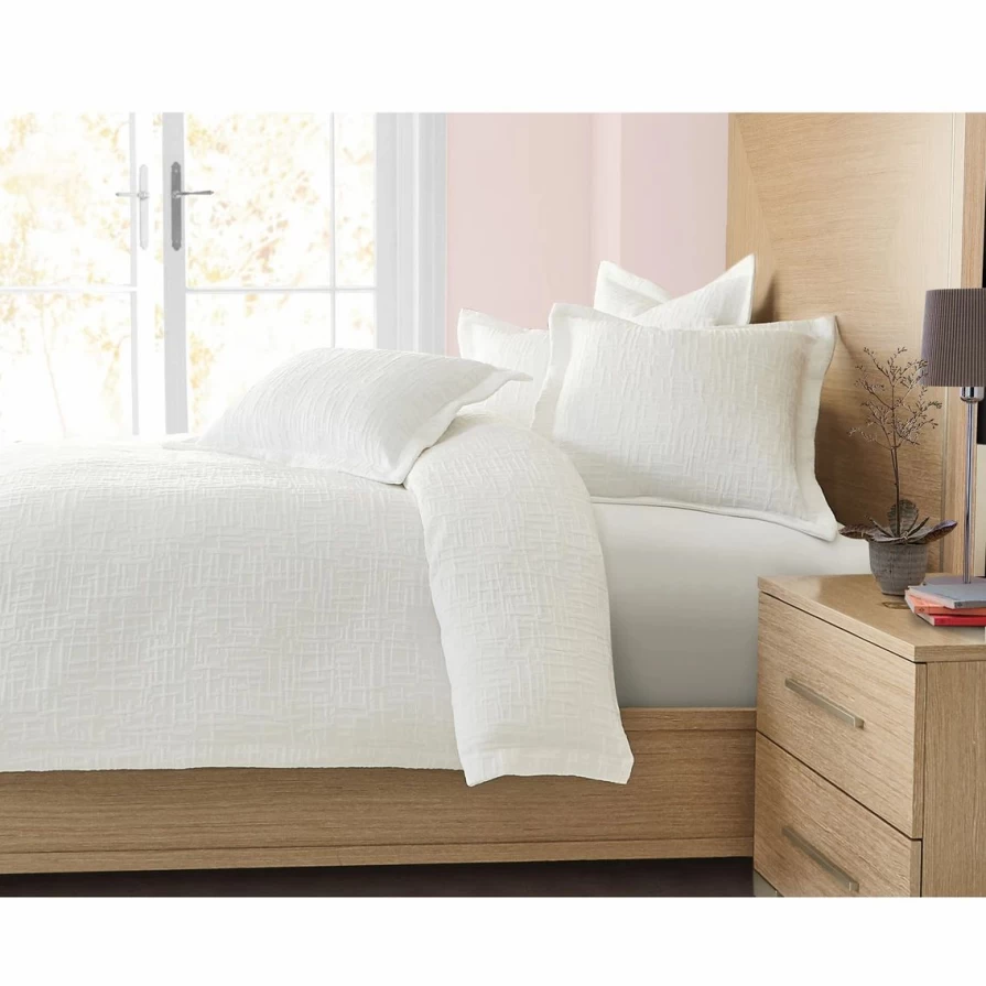 Luxury Michael Amini Hilton Duvet Cover Set - Premium Bedding Collection