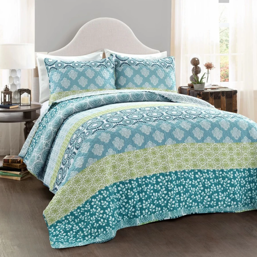 Bohemian Stripe 3-Piece Quilt Set - Soft & Stylish Bedding for a Cozy Bedroom