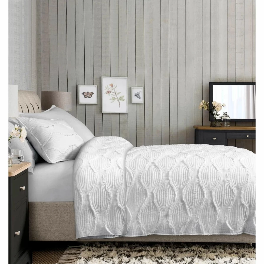 Luxury Michael Amini Janelle 3-Piece Duvet Cover Set - Premium Bedding Collection