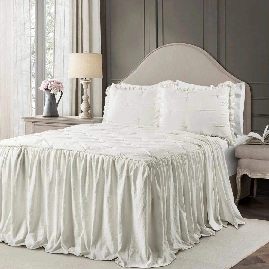 Luxury Pintuck Ruffle Bedspread Set - Elegant Skirt Design for Modern Bedrooms