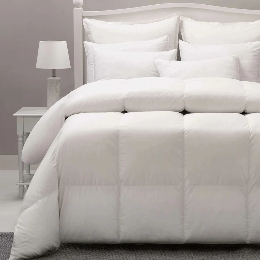 "Affordable Vintage-Style Weatherproof Comforter - 100% Natural Prime Fiber for Cozy Home Comfort"
