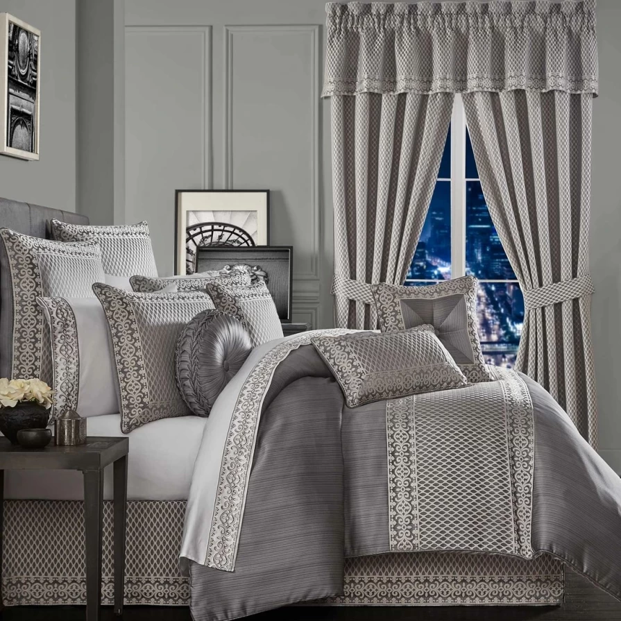Charcoal 4-Piece Queen Comforter Set - Luxury Bedding for Houston Homes