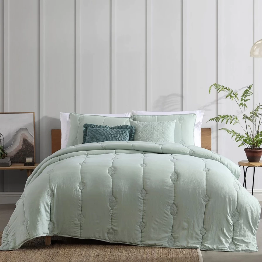Premium 5-Piece Pre-Washed Quilt Set - Modern Bedding Collection for Cozy Comfort