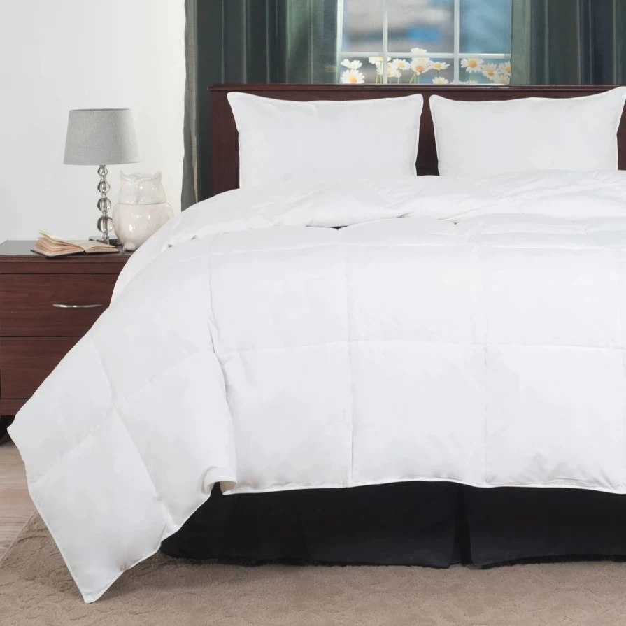 Luxurious White Down Alternative Comforter - Best Home Comfort Deal