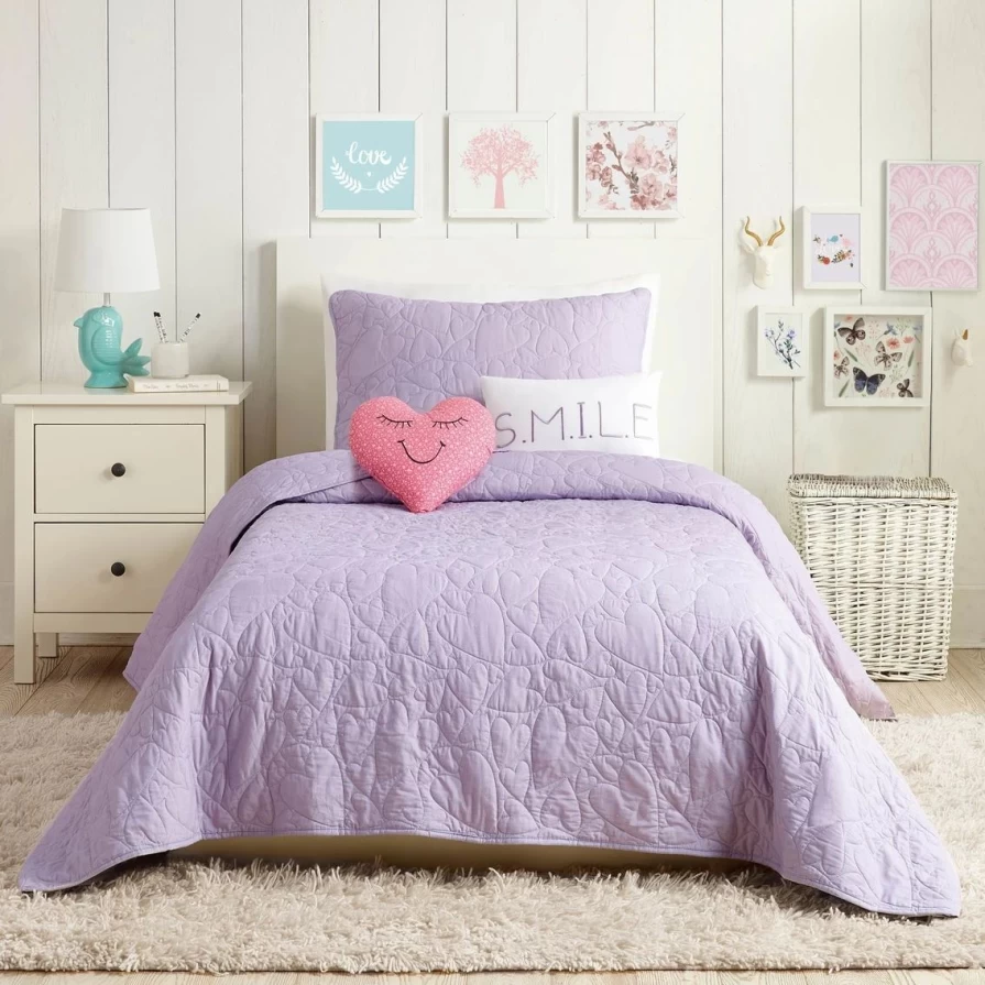"Urban Playground Heart Print Quilt Set - Best Price & Cozy Comfort"