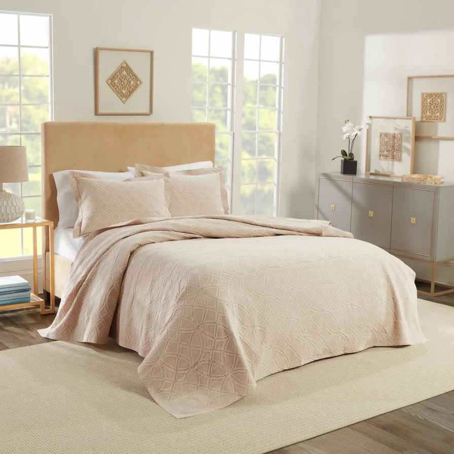 Luxury Realeza Bogart European Matelasse Bedspread Set - Elegant Coverlet Collection