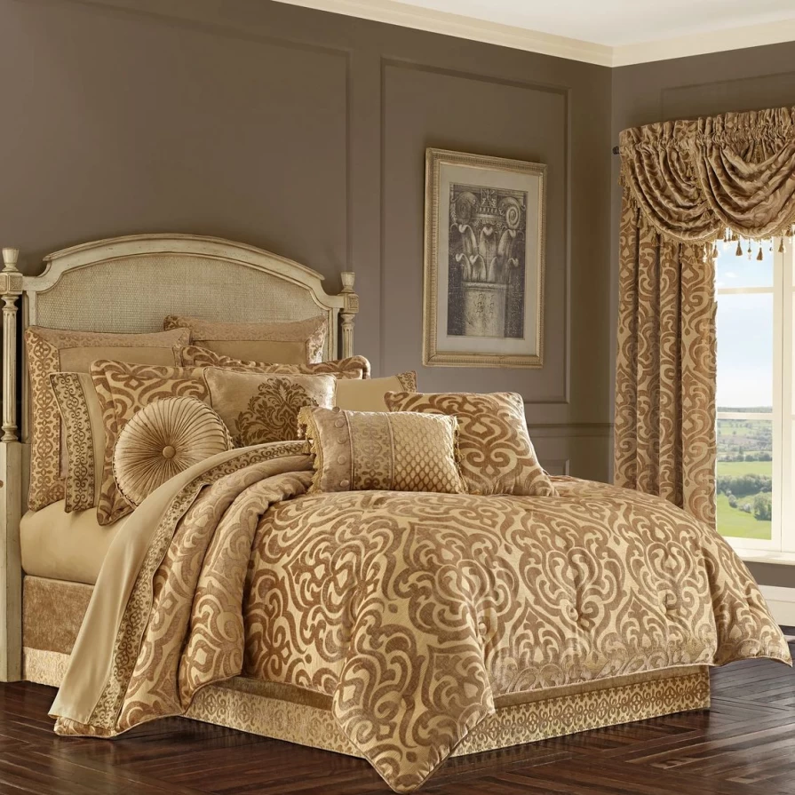 Luxury J. Queen New York Sicily Gold 4-Piece Comforter Set - King/Queen Size Bedding Collection