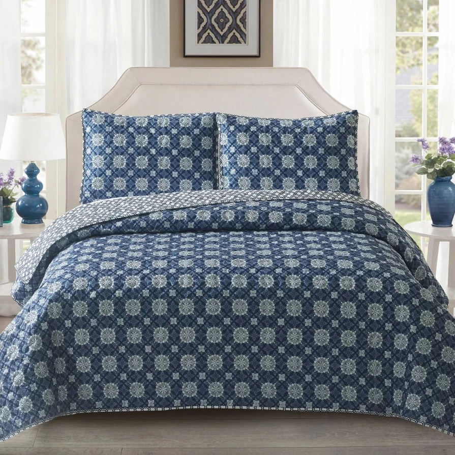 "Premium 3-Piece Mandala Lattice Quilt Set - Soft Bedding Collection"