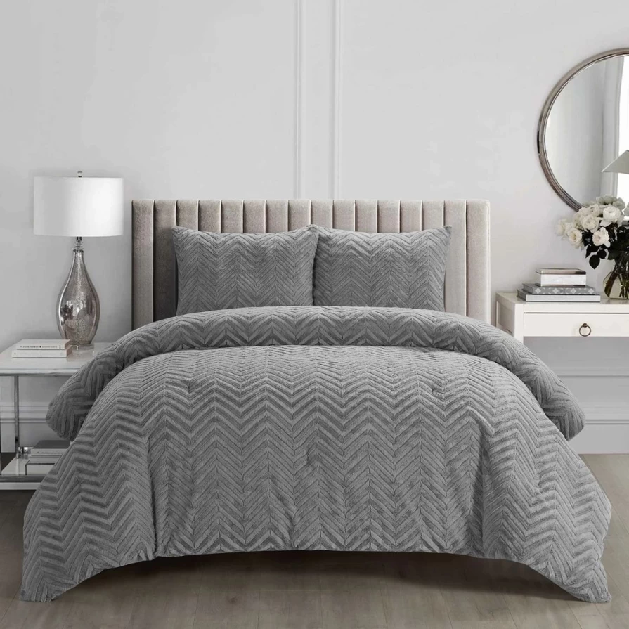 "Premium 3-Piece Comforter Set - Luxury Bedding Collection for Elegant Bedrooms"