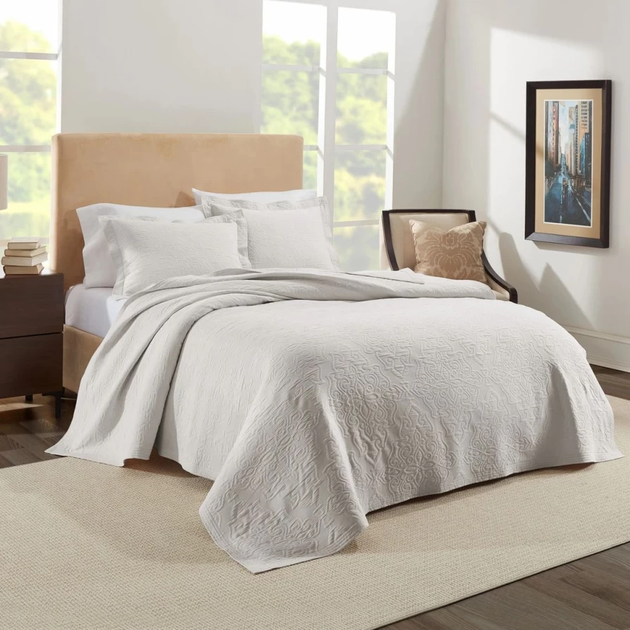 Luxury European Matelasse Coverlet Bedding Set - Realeza Raphaela Collection