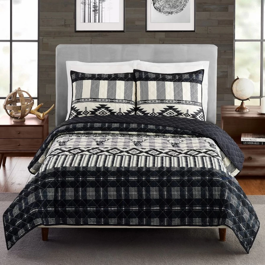 1977 Vintage Holiday 3-Piece Quilt Set - Retro Dry Goods Collection