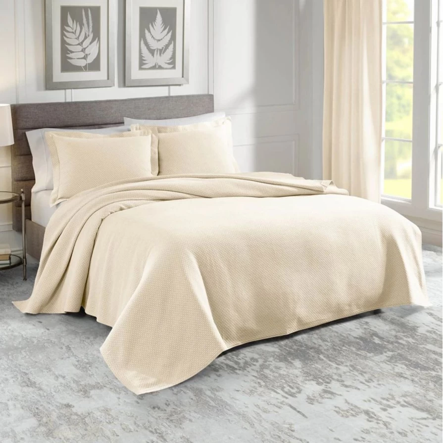 "Luxury Realeza Sunset Matelasse Coverlet Set - European Style Bedding for Best Sale"