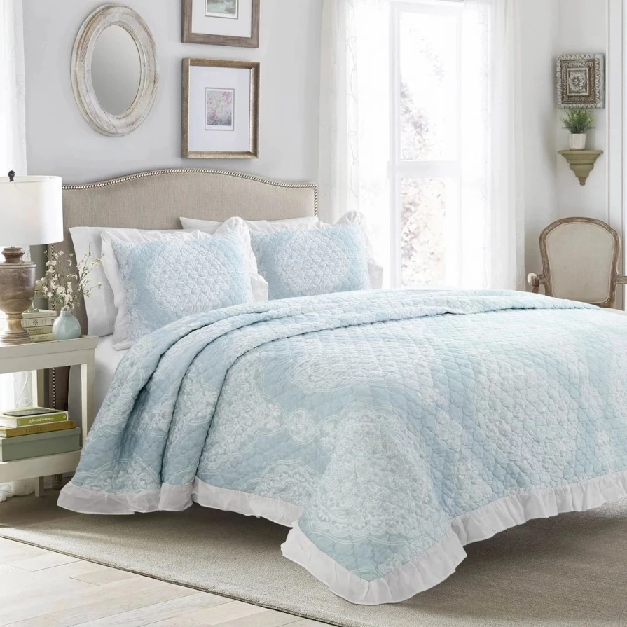 "Lucianna 3-Piece Cotton Bedspread Set with Ruffle Edge - Budget-Friendly Lush Decor"