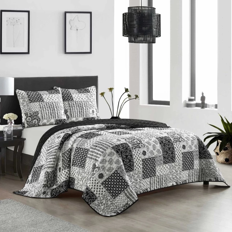 "Premium Makenna 3-Piece Quilt Set - Soft Bedding Collection for Cozy Comfort"
