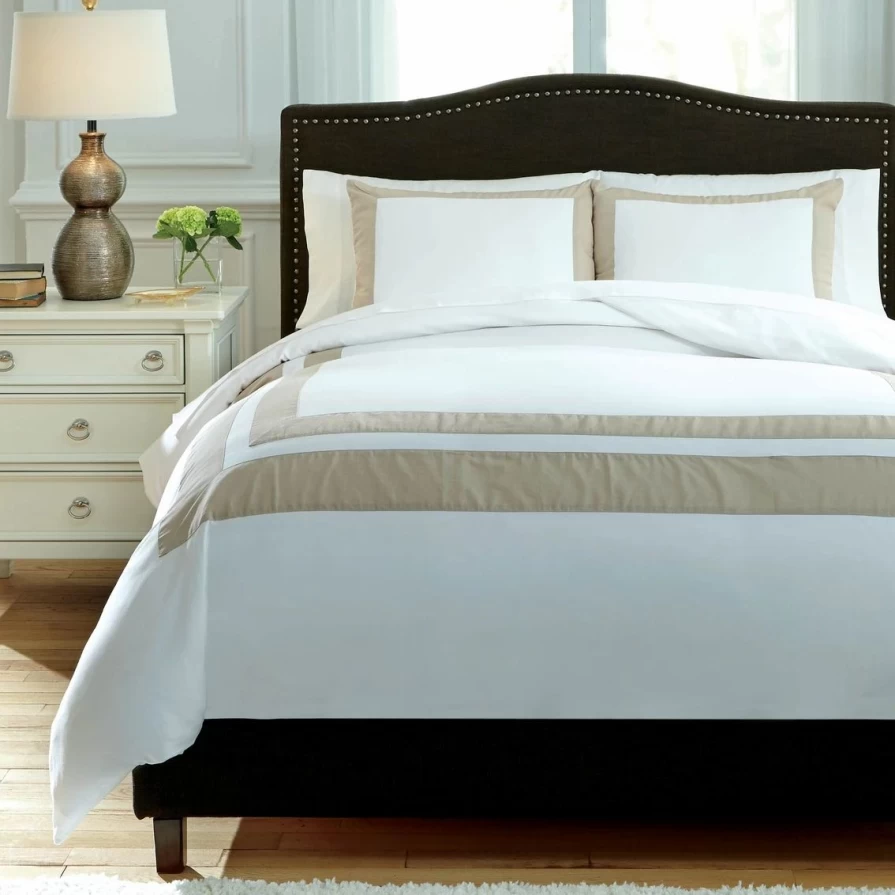 Affordable Andor 3-Piece Duvet Cover Set - Soft & Stylish Bedding