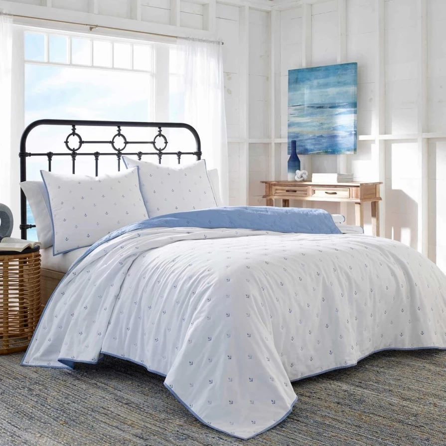 Southern Tide Crystal River Quilt - Premium White Cozy Bedding