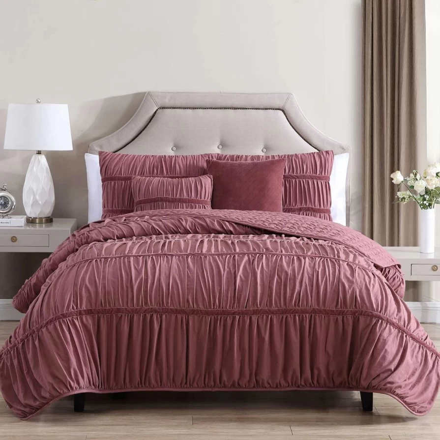 "Simply Perfect Nellie 5-Piece Quilt Set - Premium Bedding Collection"