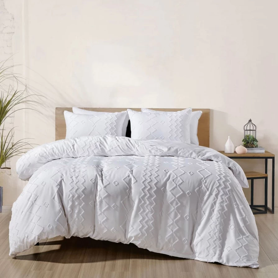 Luxury Bibb Home Tufted 3-Piece Duvet Cover Set - Soft & Stylish Bedding Collection