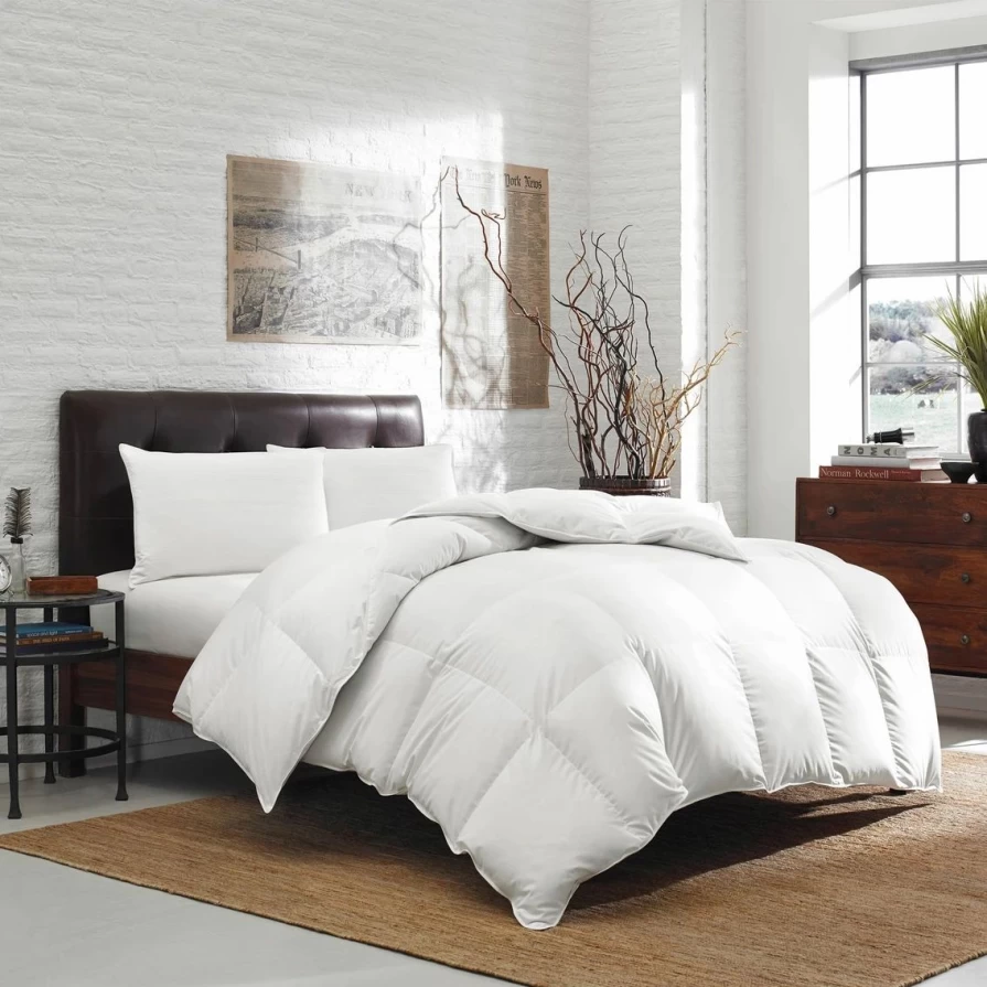 Premium Oversized Down Comforter – Luxurious Hypoallergenic Winter Bedding