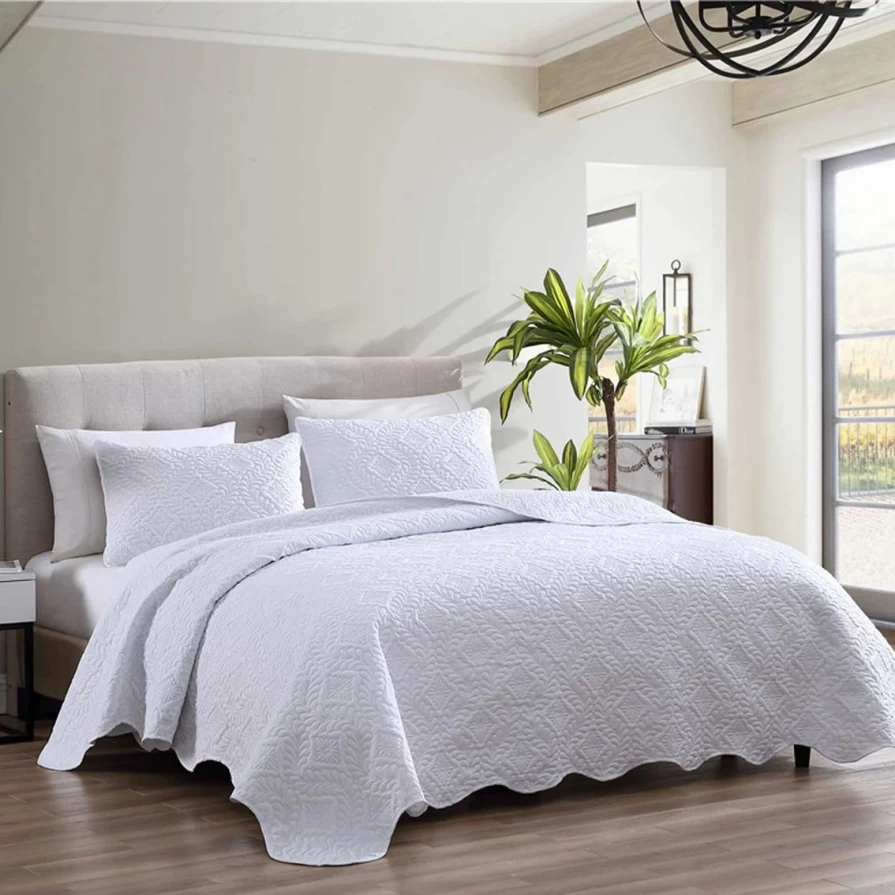 Luxury Ivy Bedspread 3-Piece Set by The Nesting Company – Brand New Elegant Design
