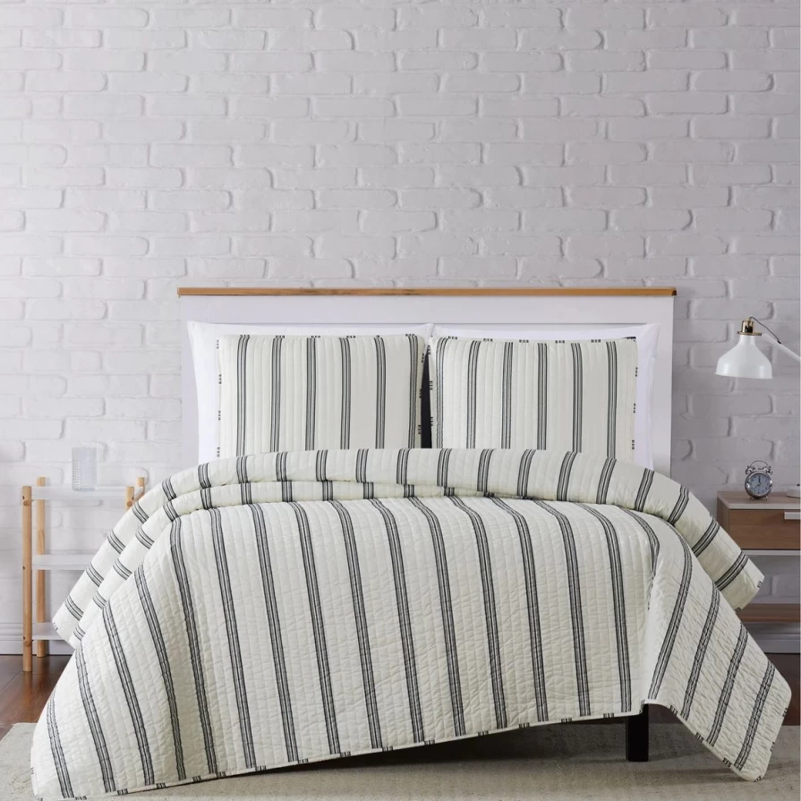 "Millennial Stripe 3-Piece Quilt Set - Ultra Soft Bedding, Best Seller, Cozy & Stylish"