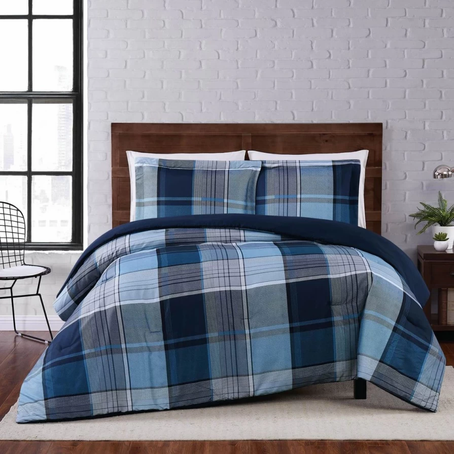 "Soft 3-Piece Full/Queen Comforter Set - Cozy Bedding Collection"