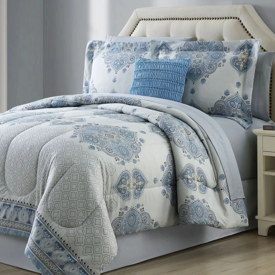"Simply Perfect Coral Mandala Bedding Set – Complete & Affordable"