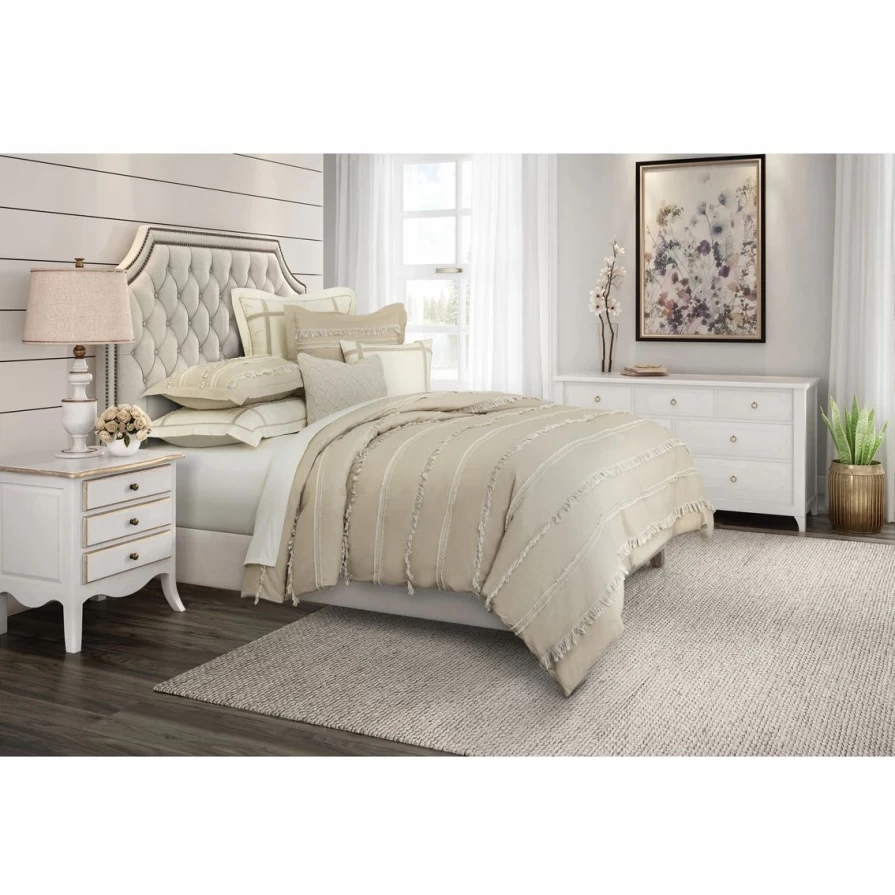Michael Amini Country Lane 7-Piece Duvet Cover Set in Toast - Luxury Bedding Collection