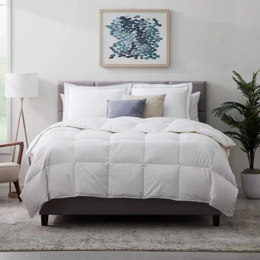 Premium Down Comforter - Ultra Soft & Hypoallergenic - All-Season Luxury Bedding - Machine Washable