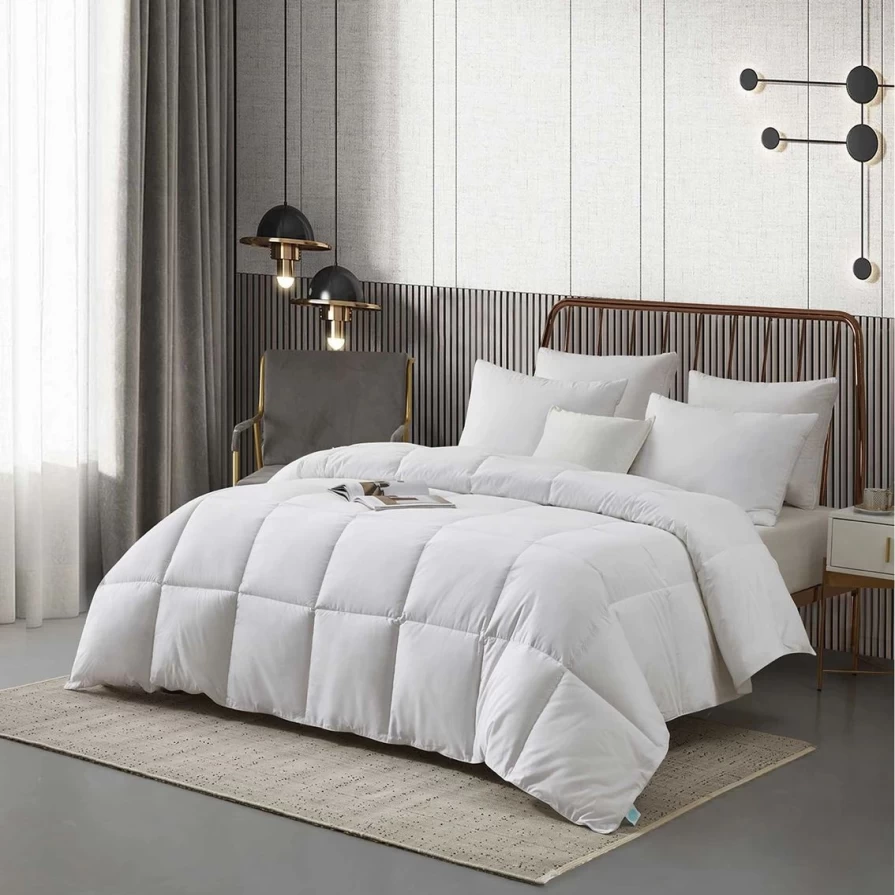 "Budget-Friendly All-Season Comforter - Soft Tencel Cotton Blend with Polyester Fill"