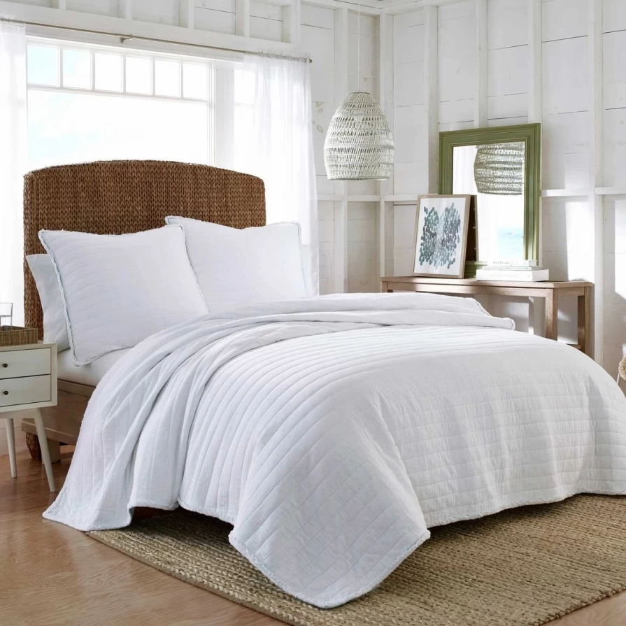 Southern Tide Mar Vista Quilt - White Cozy Comfort Throw Blanket